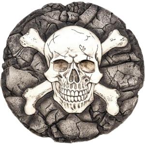 Spoontiques – Peanuts Christmas Stepping Stone – Decorative Garden Stone for Yard, Patio, Garden or Walkway – Outdoor or Indoor Home Decor(Skull & Crossbones)