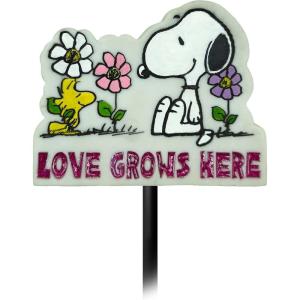 Spoontiques – Garden Décor – Garden Stake – Decorative Stake for Lawn and Yard – 24″ High – Durable Weather Resistant Resin Sign for Home Décor – Peanuts Love Grows Here Garden Stake